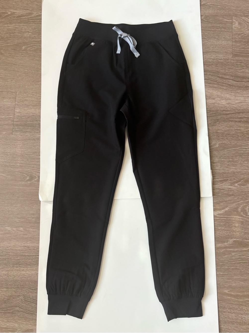 Figs High Waisted Zamora Jogger Scrub Pants™ // Size XS Regular - Picture 3 of 4